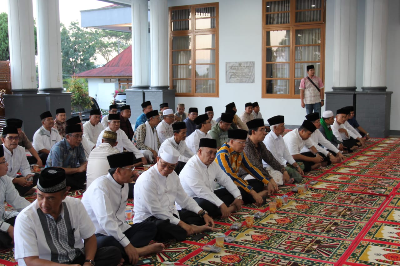 GUBERNUR BENGKULU 