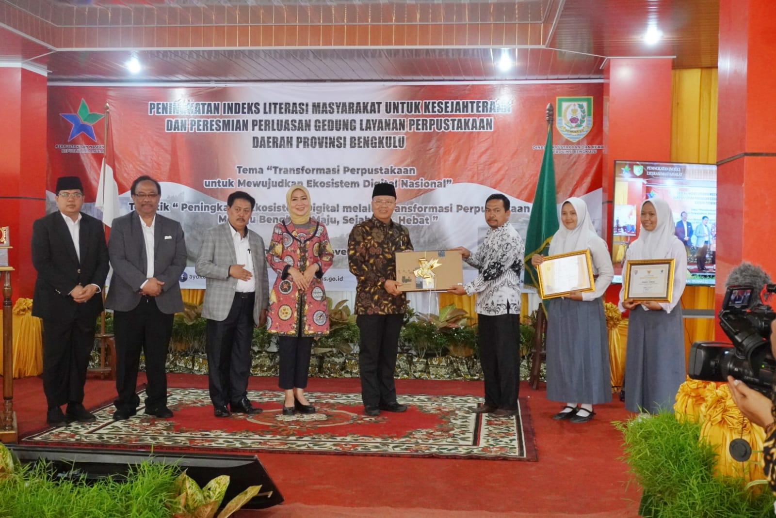 Prestasi Luar Biasa,Perpustakaan Daerah Provinsi Bengkulu Raih Akreditasi A Plus